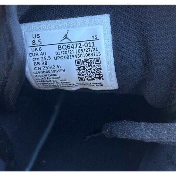 Nike Air Jordan 1 Mid Black White BQ6472-011 Women's Sz 8.5 BZ - Picture 5 of 6